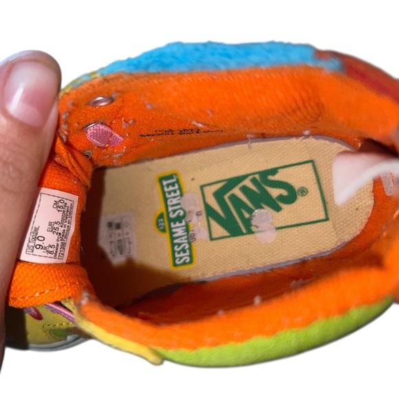 Vans Sesame Street Kids' High-Top Sneakers - Picture 9 of 10